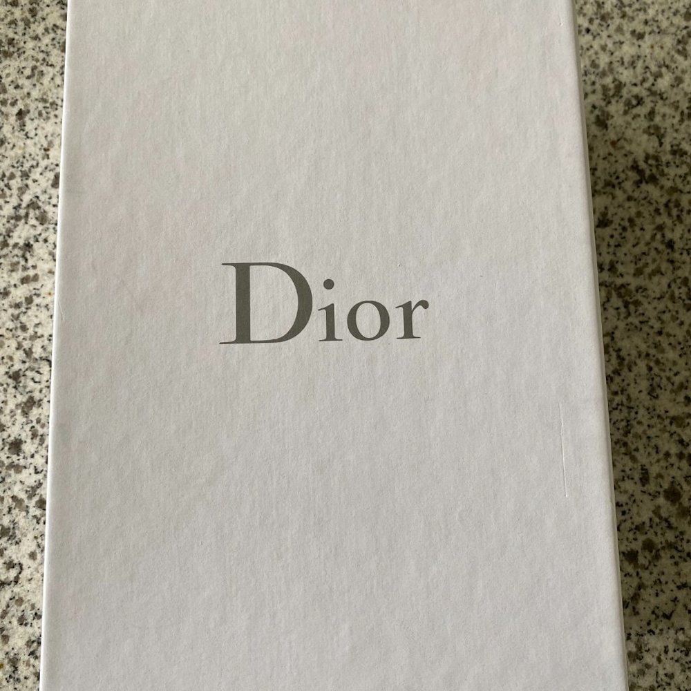 New Dior Pumps from J’ADIOR COLLECTION. - Picture 4 of 4
